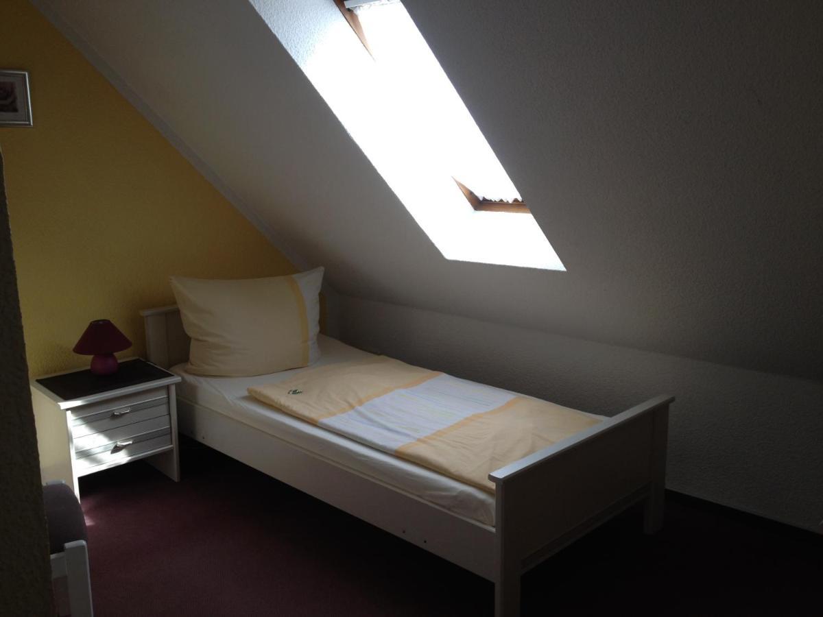 Pension & Sauna Am Lorenz Calbe ภายนอก รูปภาพ