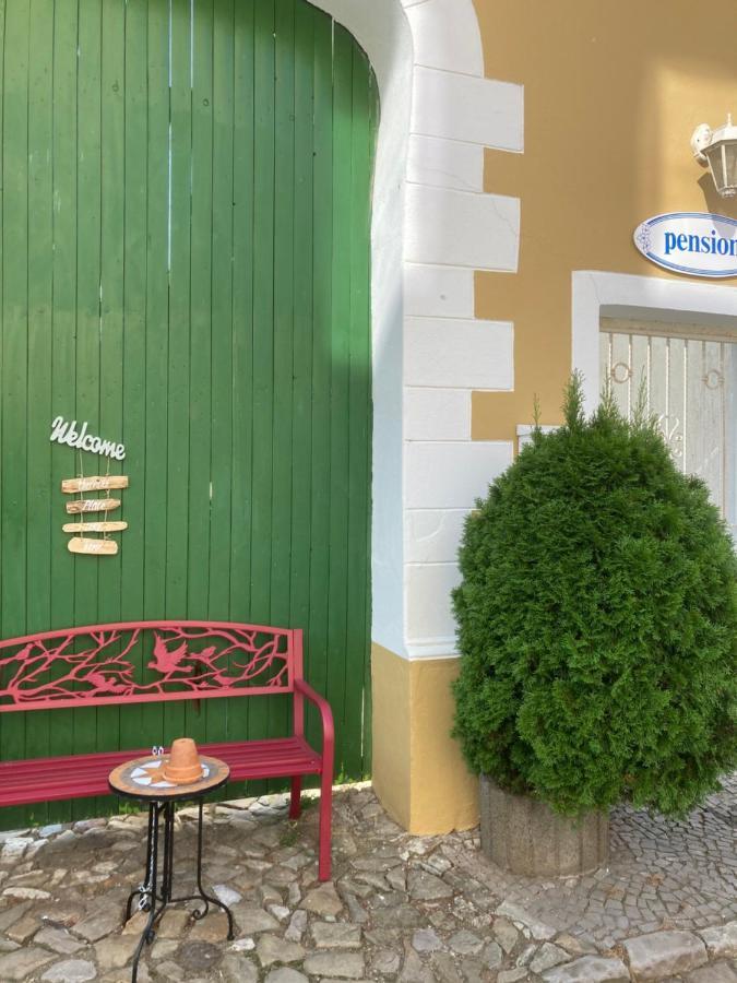 Pension & Sauna Am Lorenz Calbe ภายนอก รูปภาพ