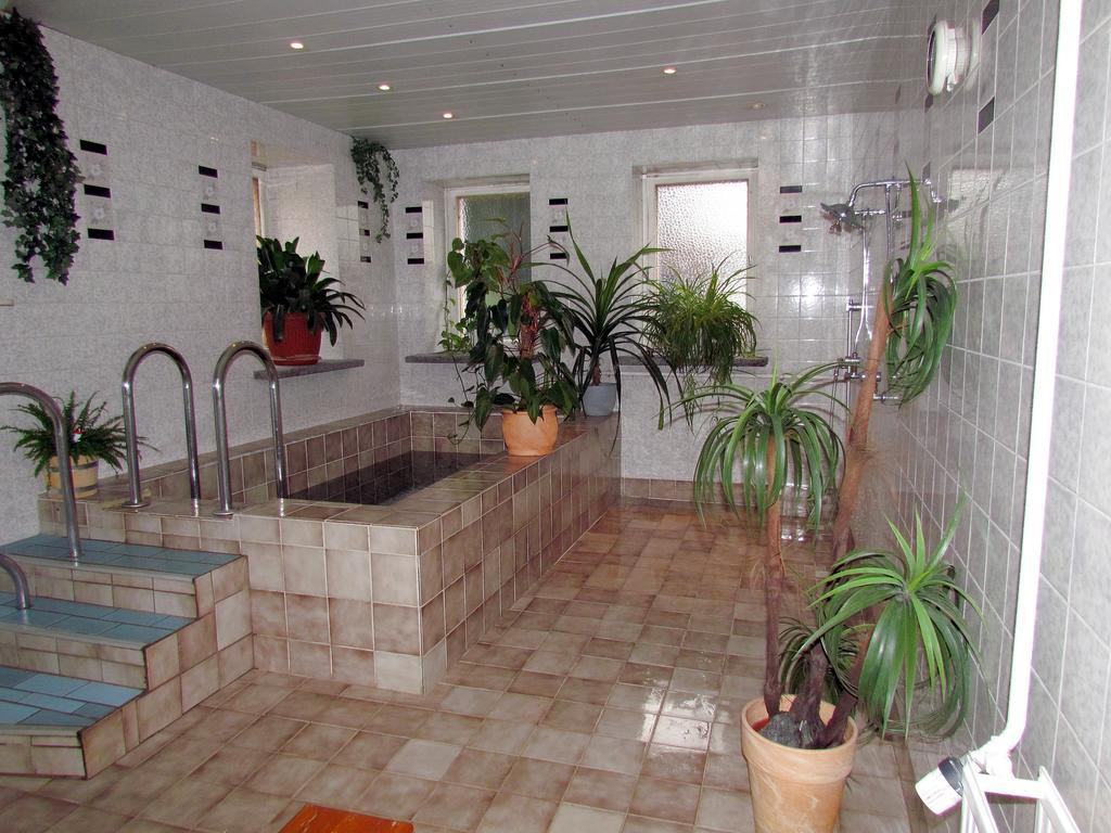 Pension & Sauna Am Lorenz Calbe ภายนอก รูปภาพ